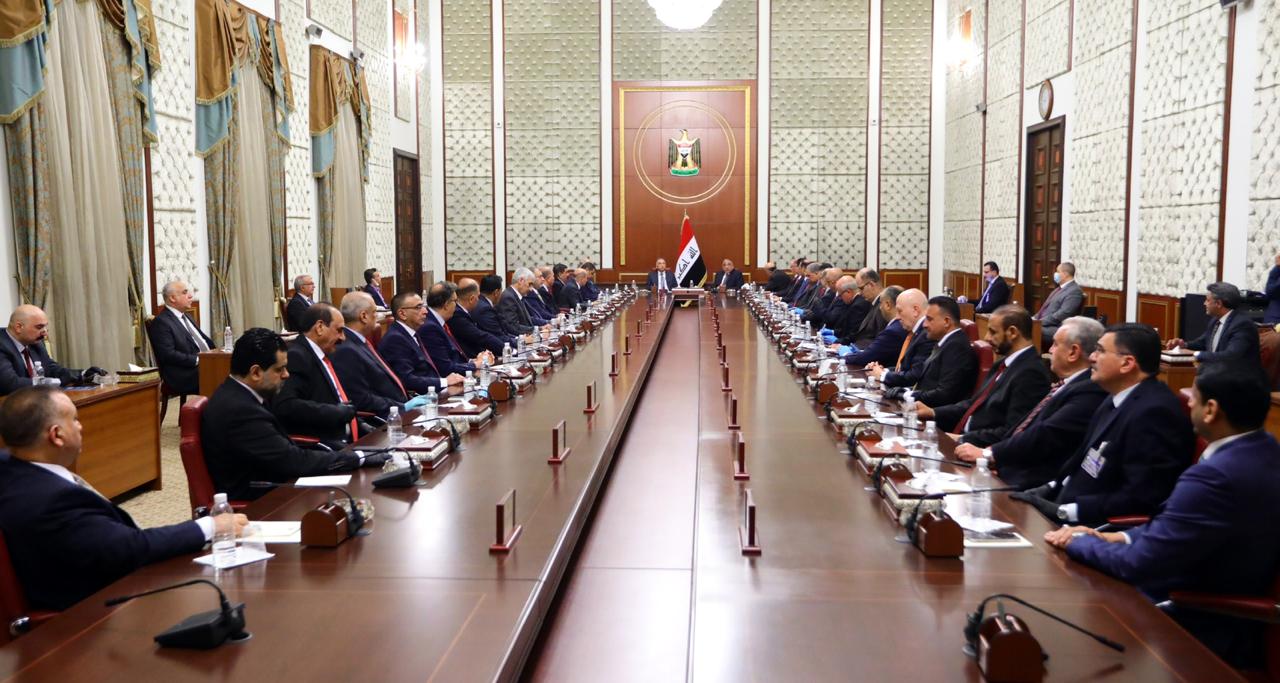 بالصور | أربع جمل لعبد المهدي بـ